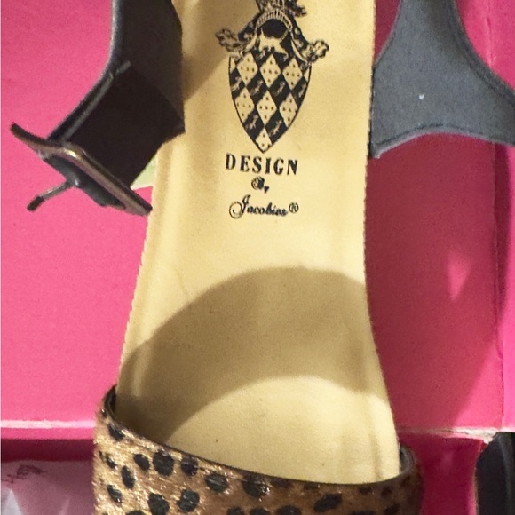 Leopard print and Black Wedge sandals with Stylish leopard print Design size 6 - Picture 3 of 6